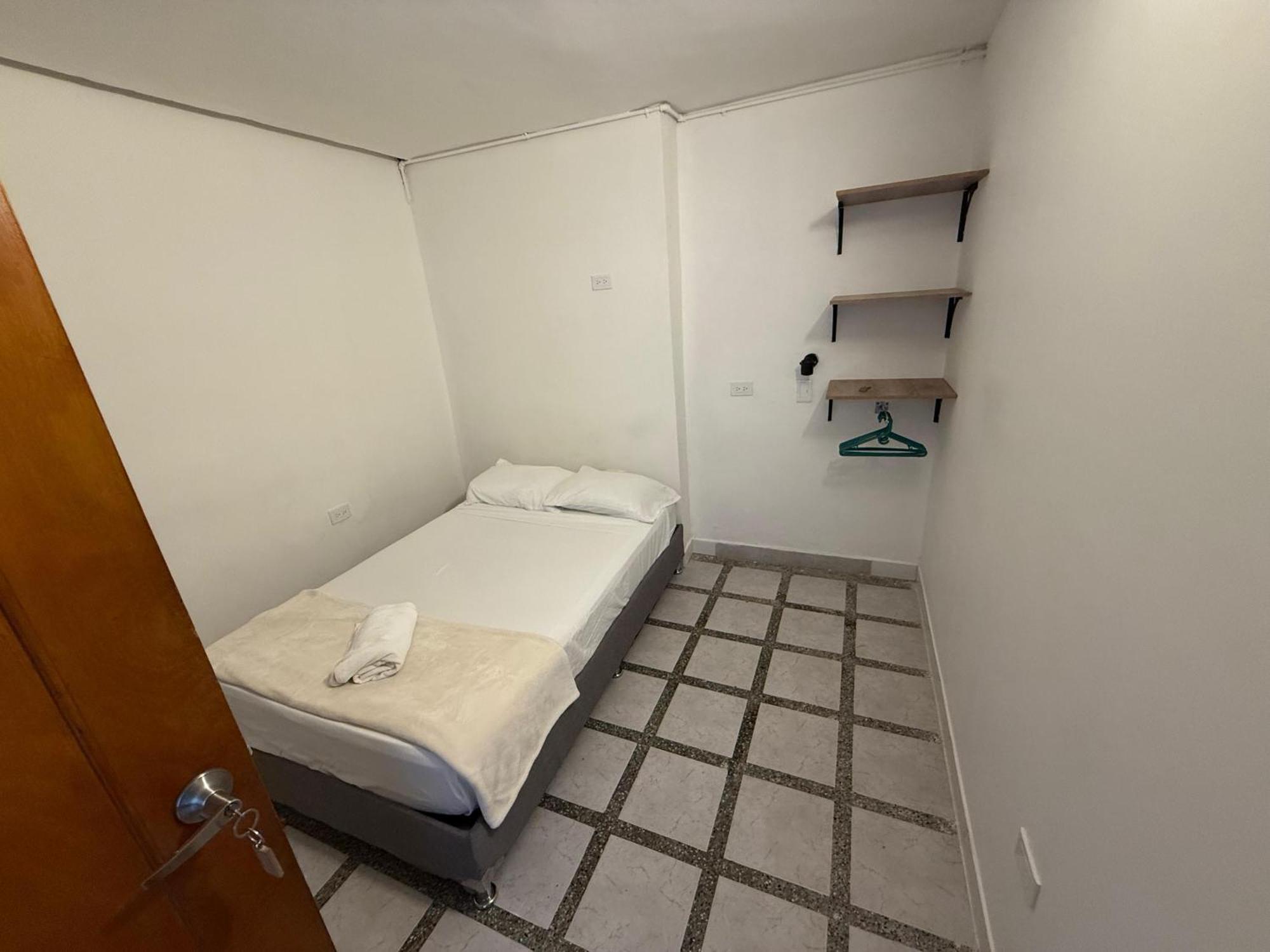 Road Living Home Медельин Экстерьер фото